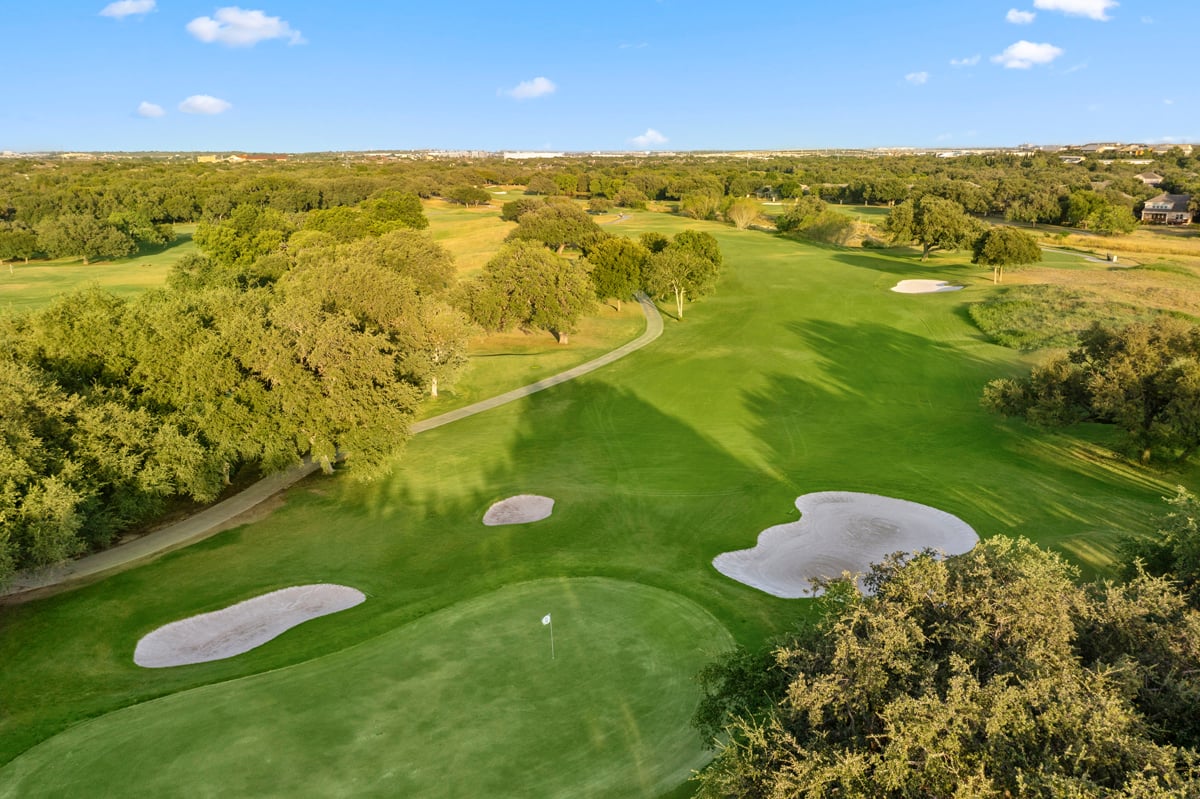 Easy drive to Hill Country Golf Club