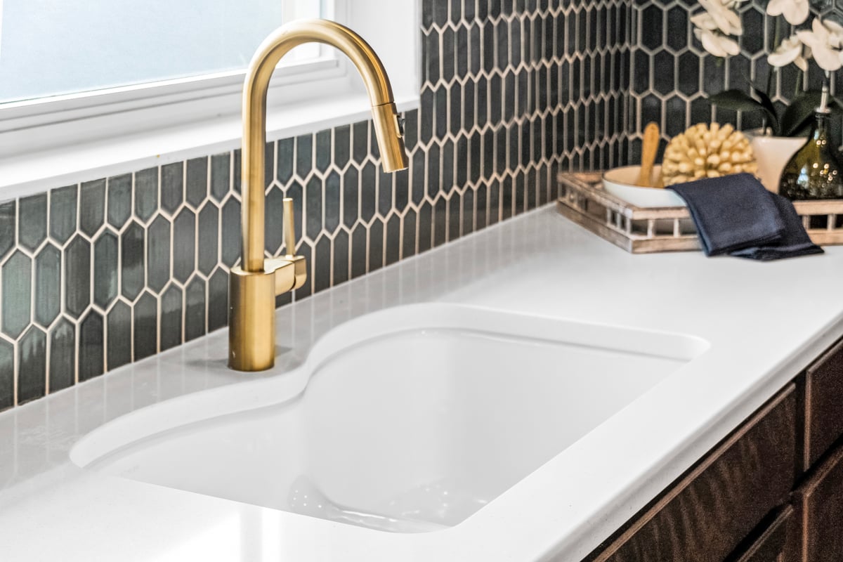 Moen ® kitchen faucet