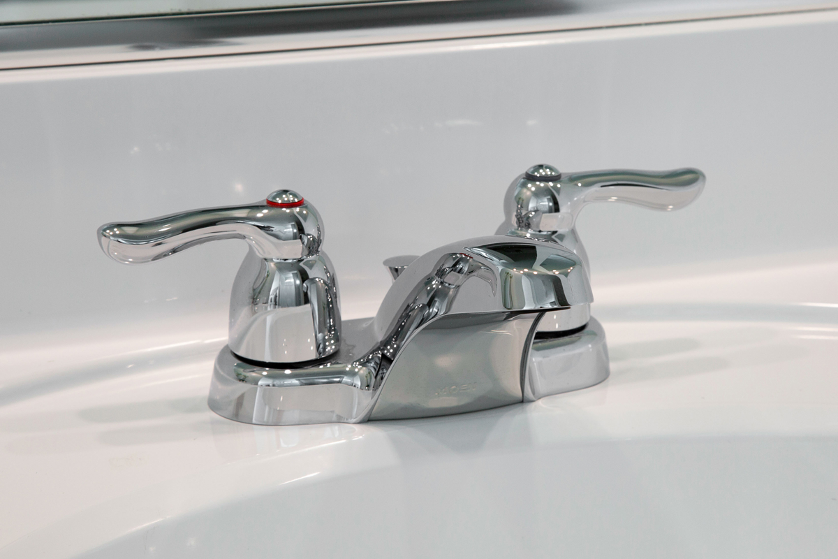 Plan 1618 included bath fixture