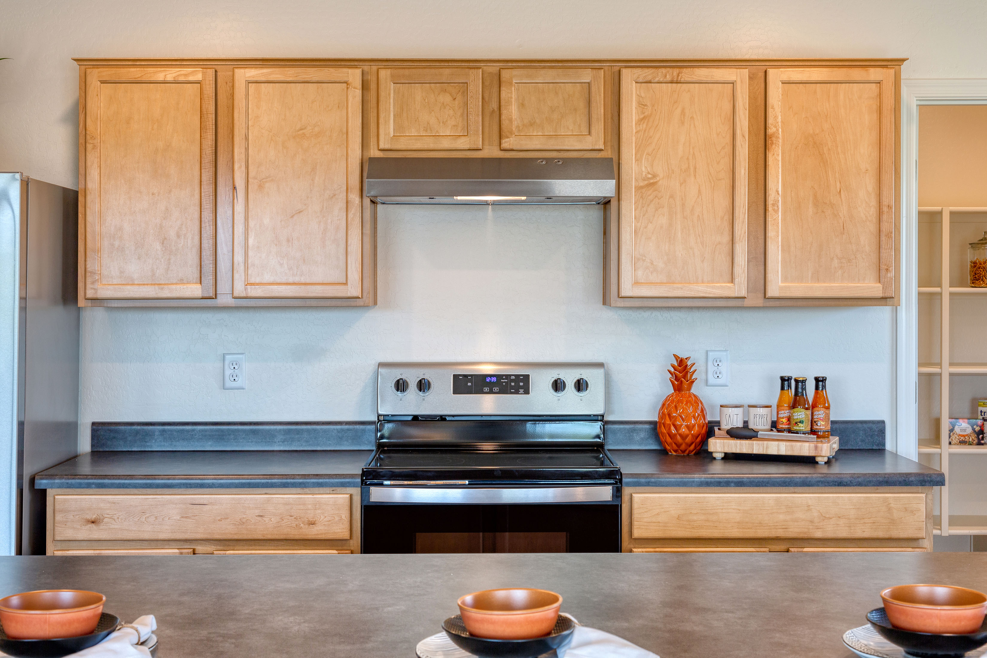 30-in. upper kitchen cabinets