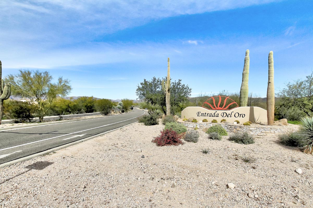 Community entry monument