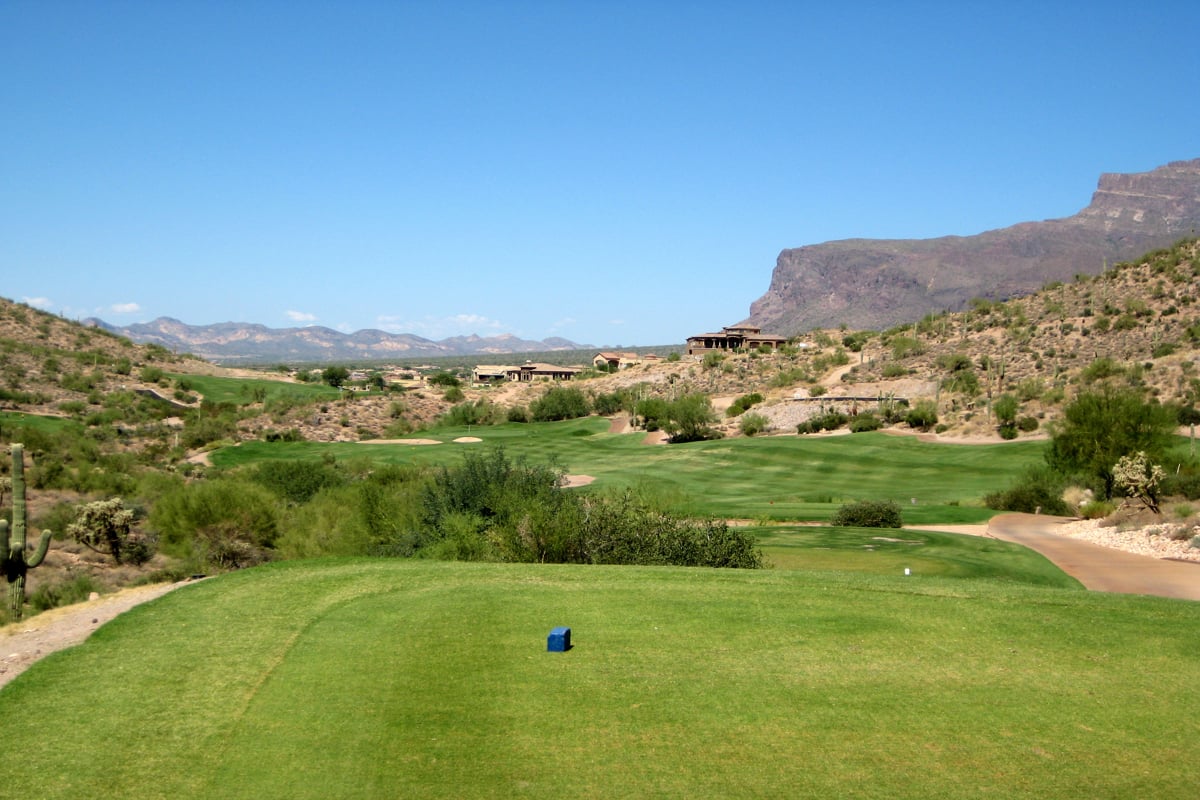 Close to Dinosaur Mountain Golf Course