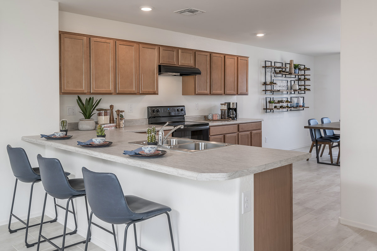 New Homes in Coolidge, AZ - Heartland Ranch Plan 1591 Kitchen