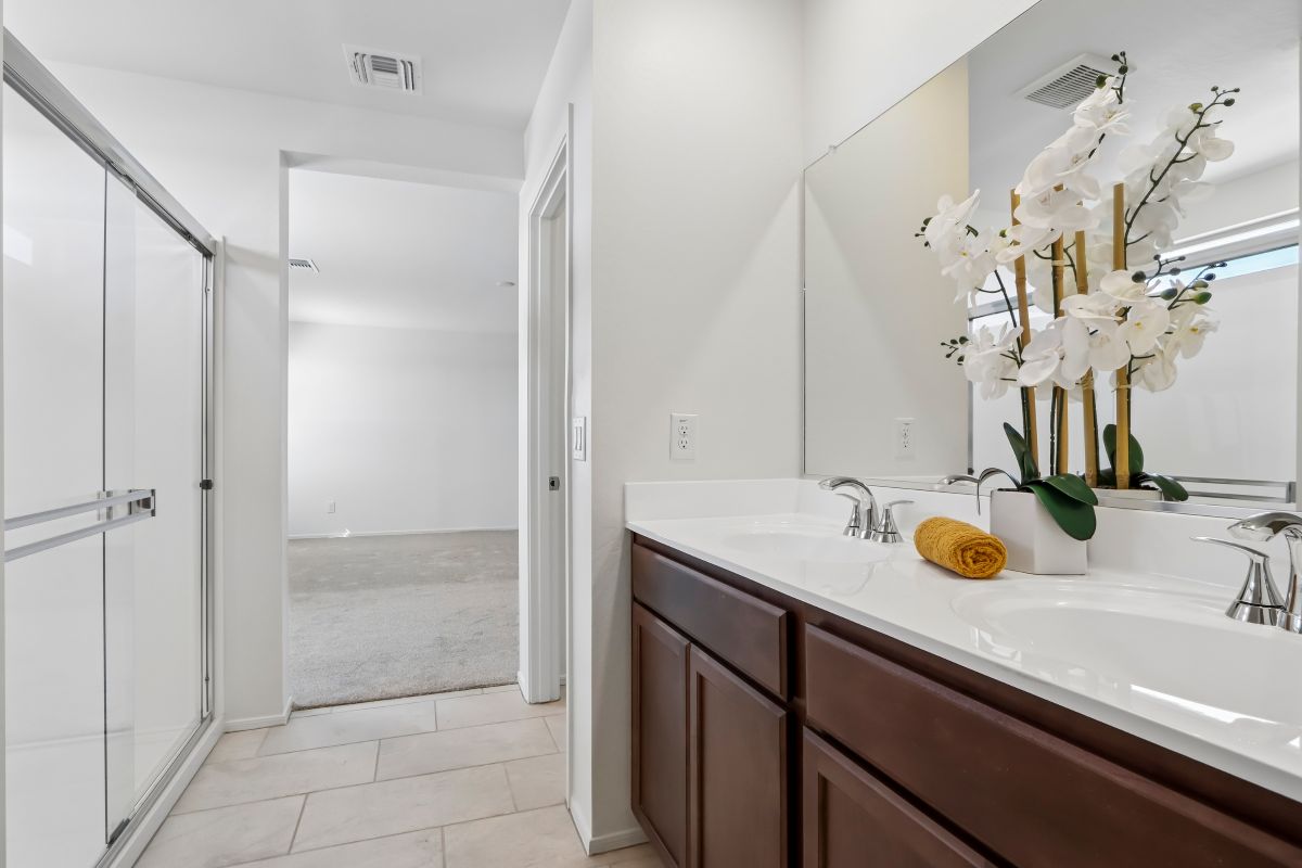 Primary bath