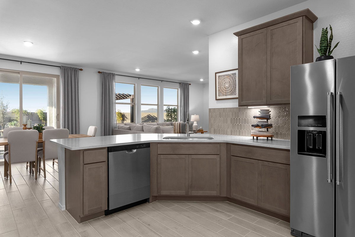 Breakfast bar at kitchen