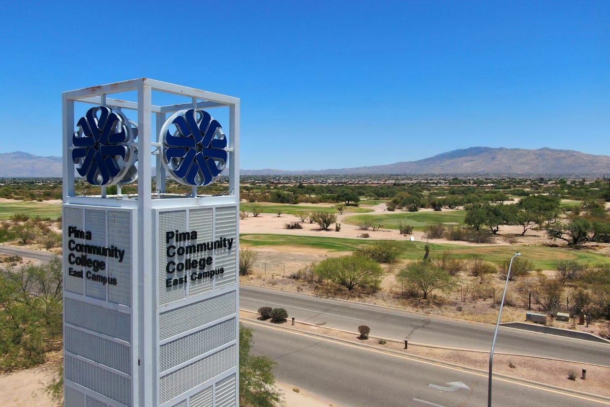 Just 4 minutes to Pima Community College - East Campus