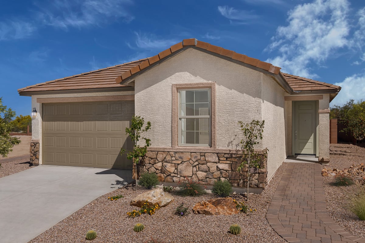 Browse new homes for sale in Colina de Anza Traditions