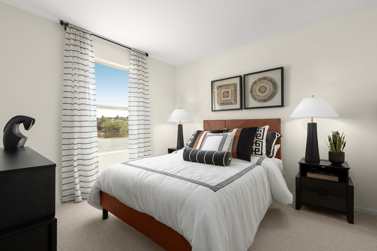 Secondary bedroom
