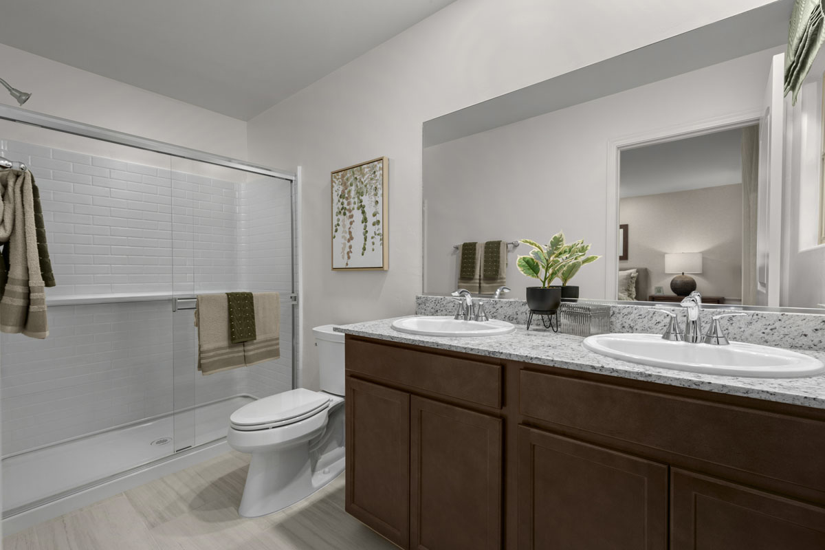 Dual-sink vanity at primary bath