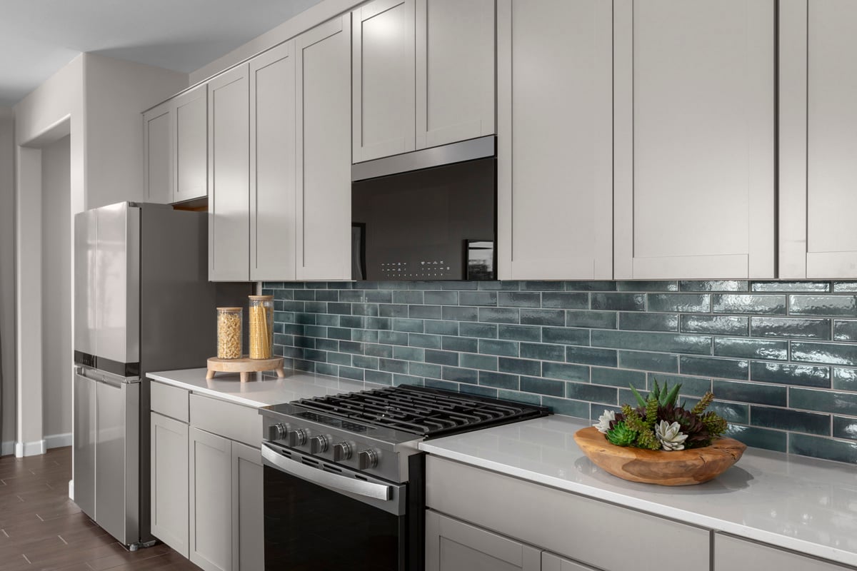 Optional kitchen tile backsplash