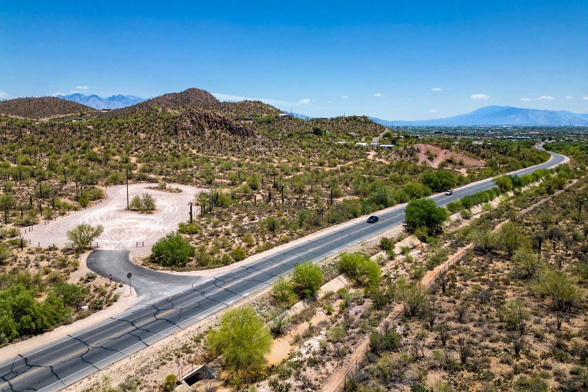 Only 3 miles to Tucson Mountain Park