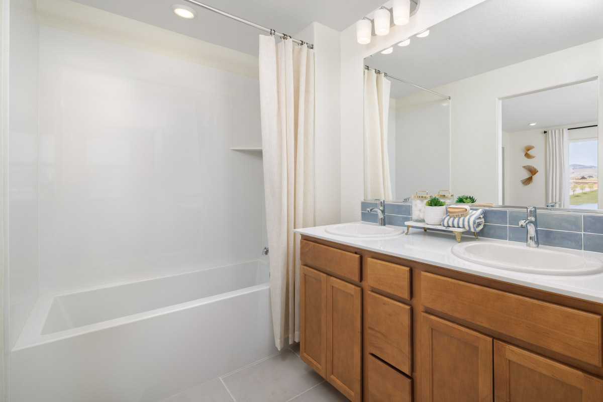 Primary bath