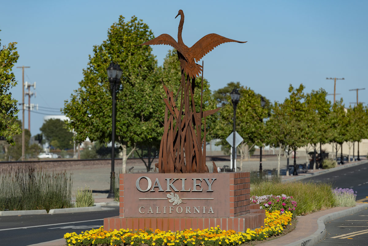 Minutes to downtown Oakley for shopping and dining