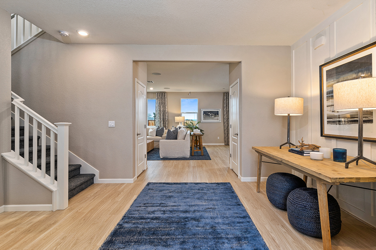 Spacious entry