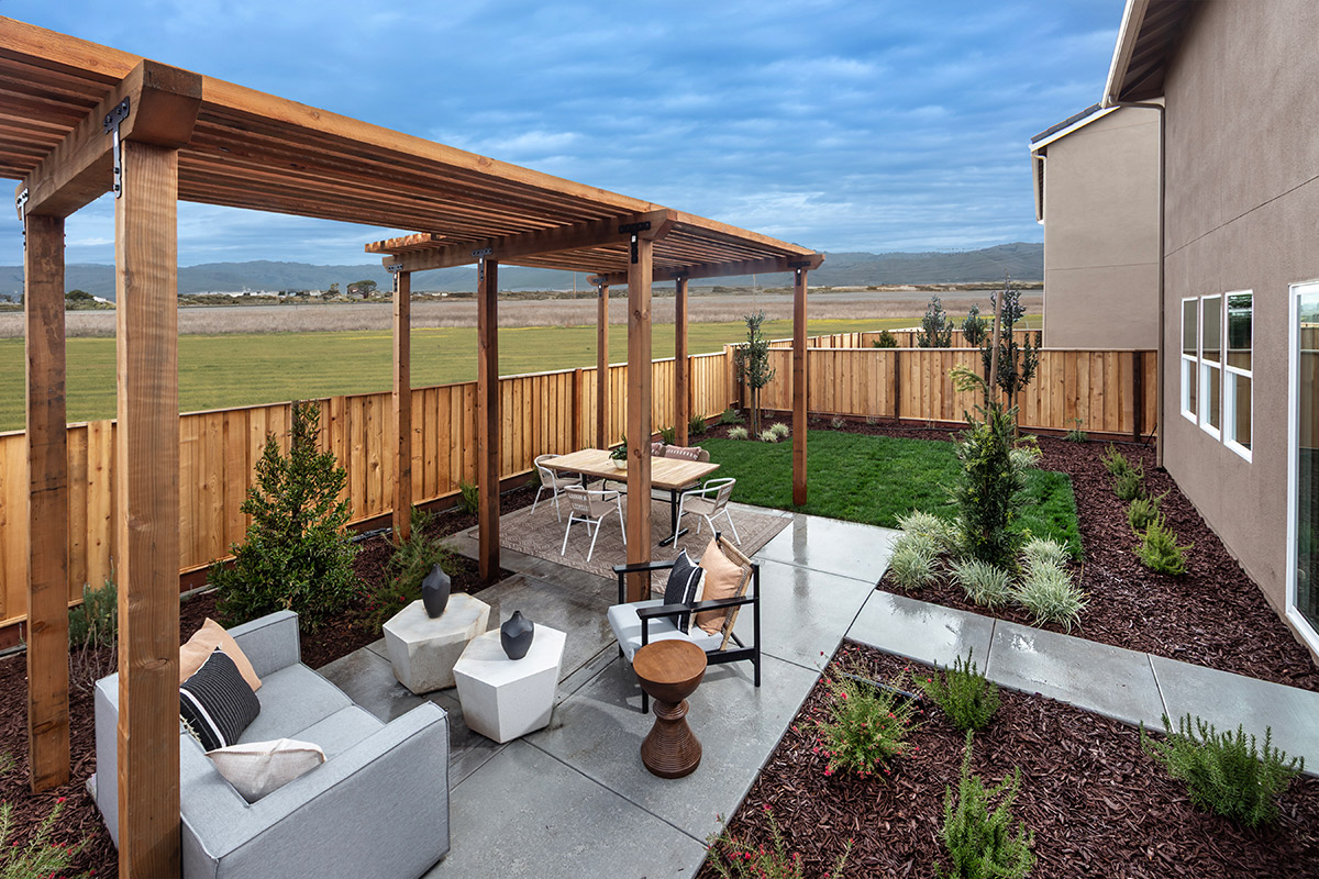 Spacious backyard