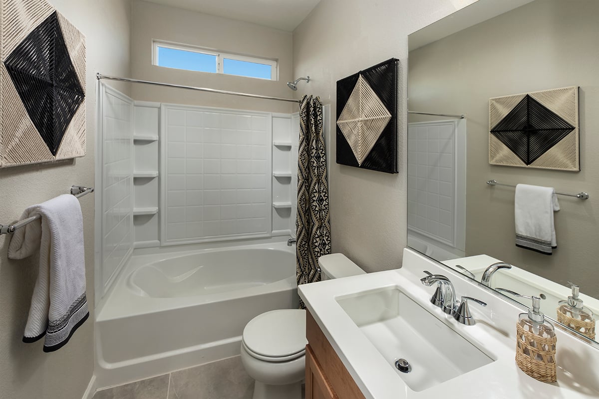 Tub/shower combination at secondary bath