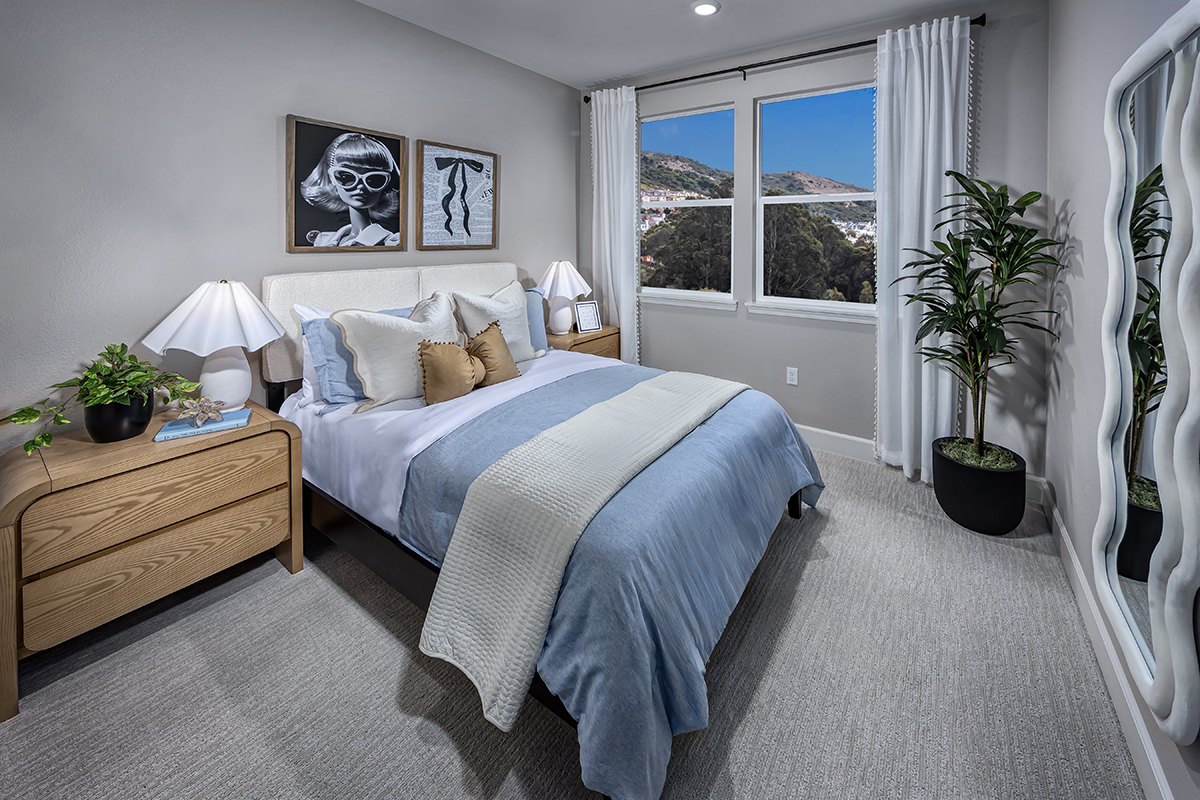 Secondary bedroom