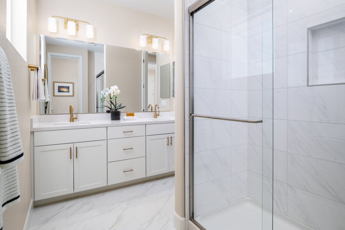 Primary bath