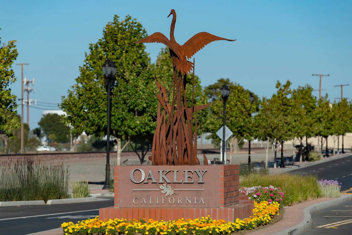 Five minute drive to downtown Oakley