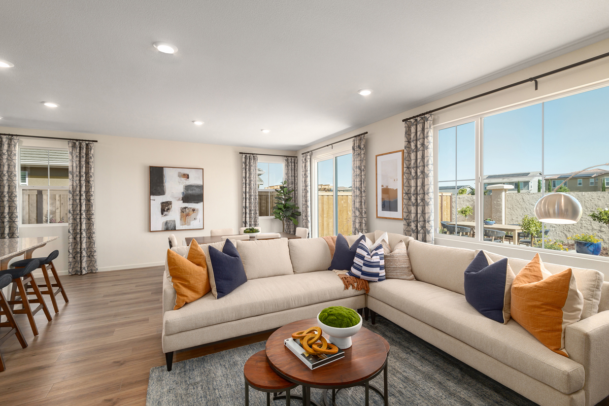 New Homes in Oakley, CA - Cypress Crossings Plan 1646 - Great Room