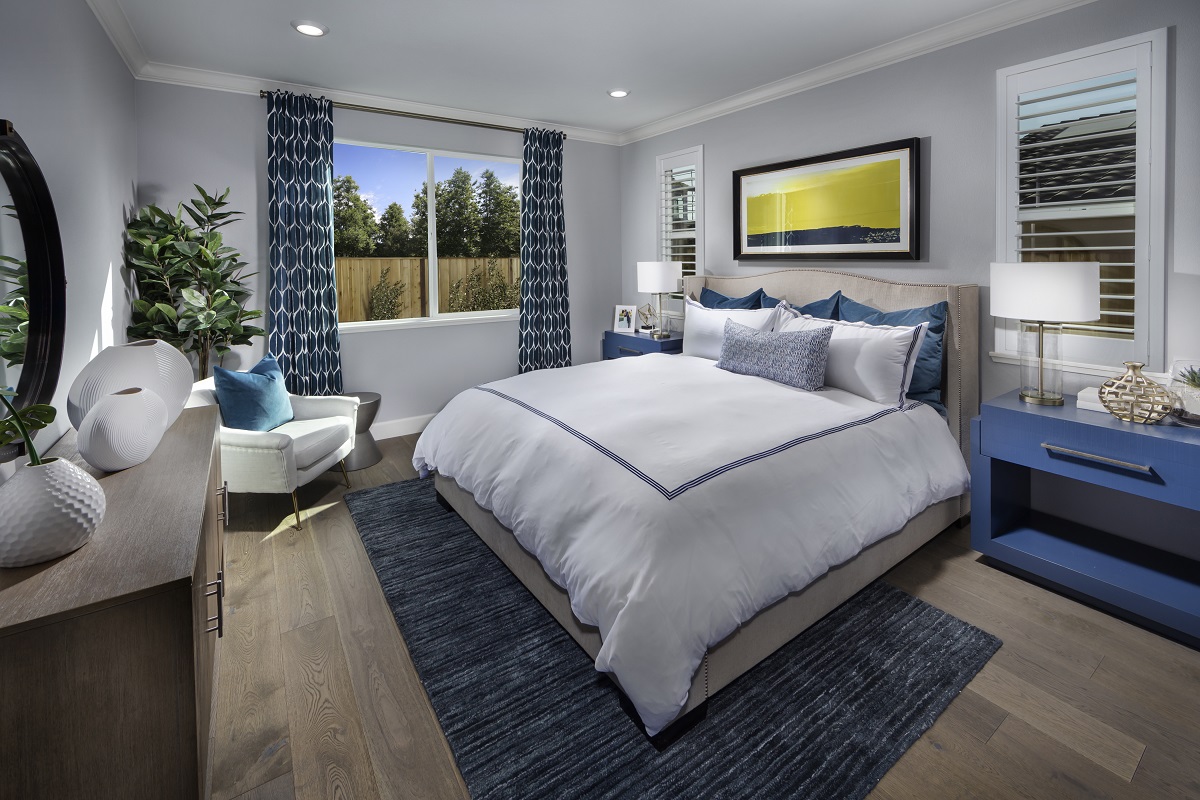 New Homes in Hollister, CA - Roberts Ranch Plan 2209 Master Bedroom