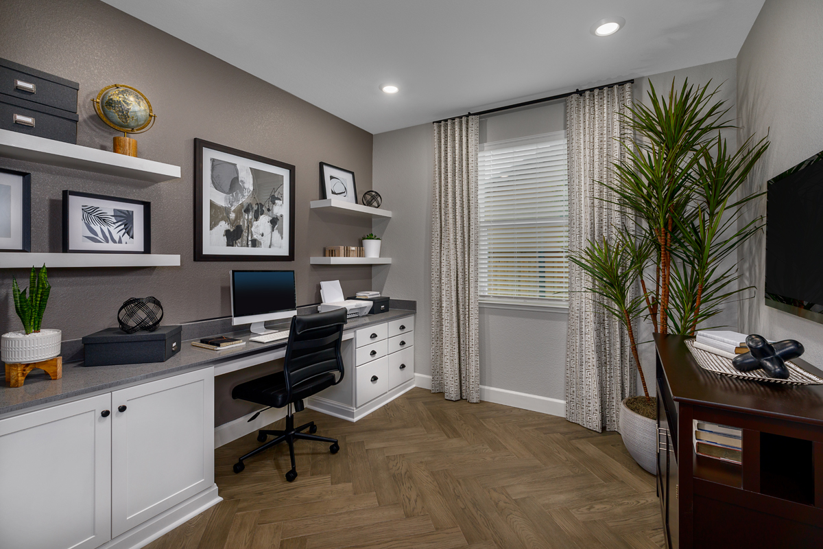 New Homes in Vacaville, CA - Wildhawk at Roberts Ranch Plan 1996 Home Office