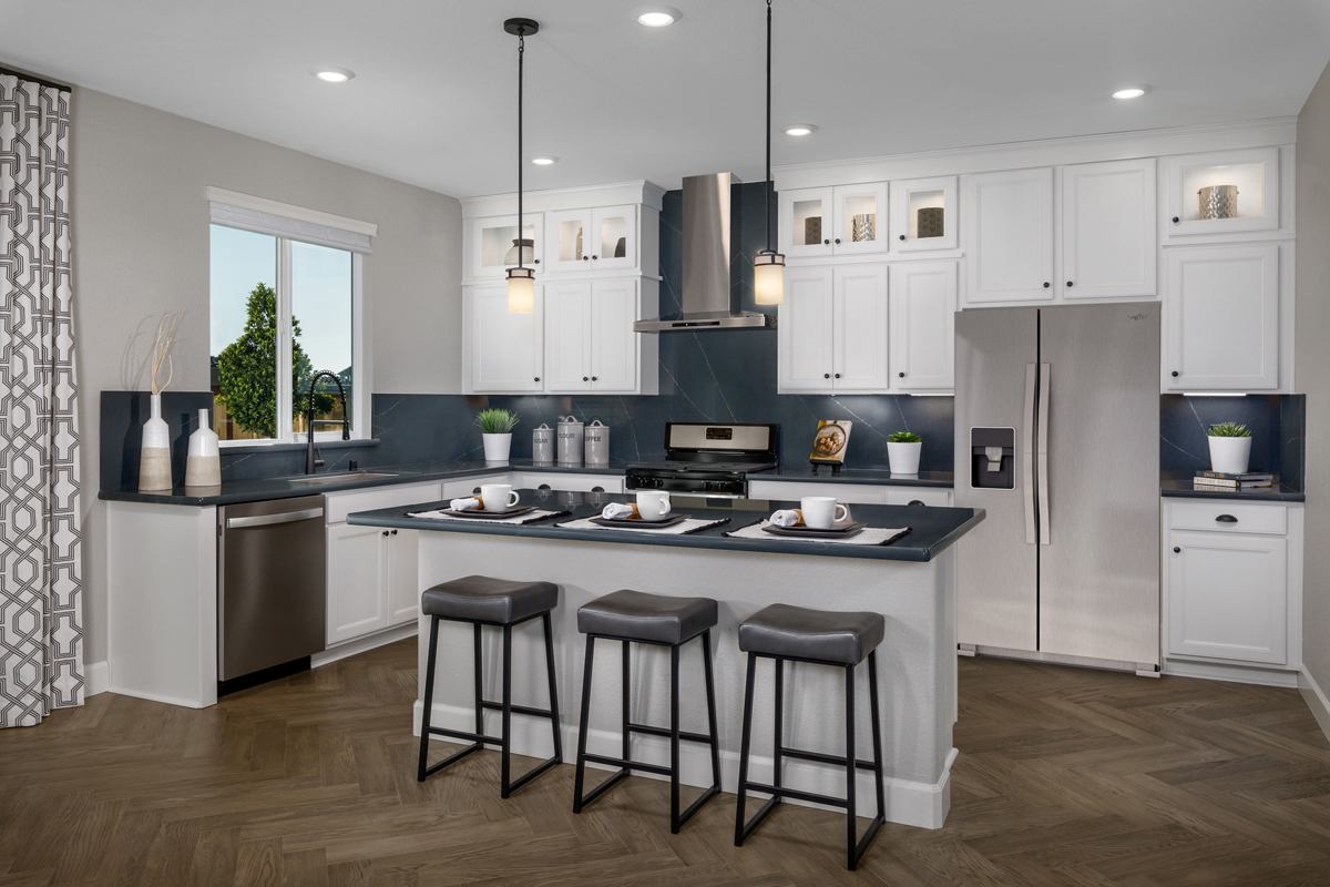 New Homes in Vacaville, CA - Wildhawk at Roberts Ranch Plan 1996 Kitchen
