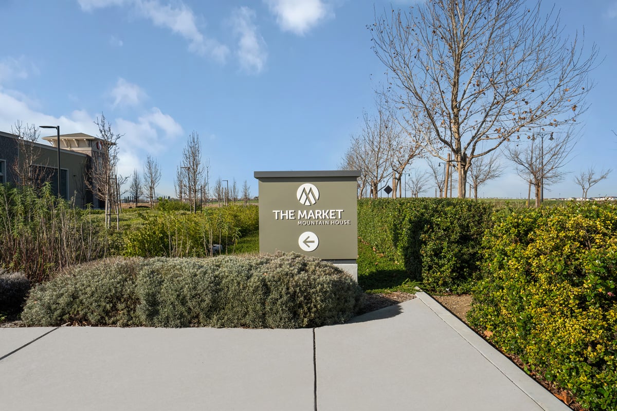 Near The Market Shopping Center for groceries, shopping and dining 