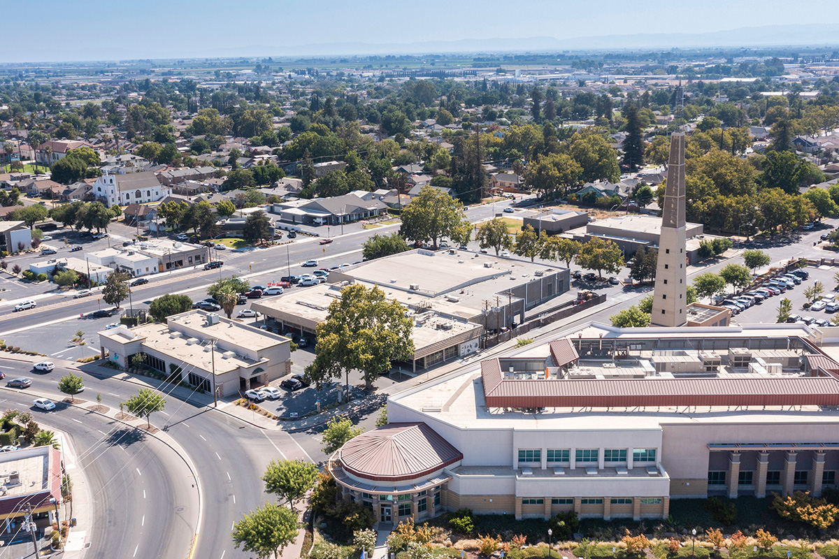 Just a 10-minute drive to downtown Turlock for dining and entertainment