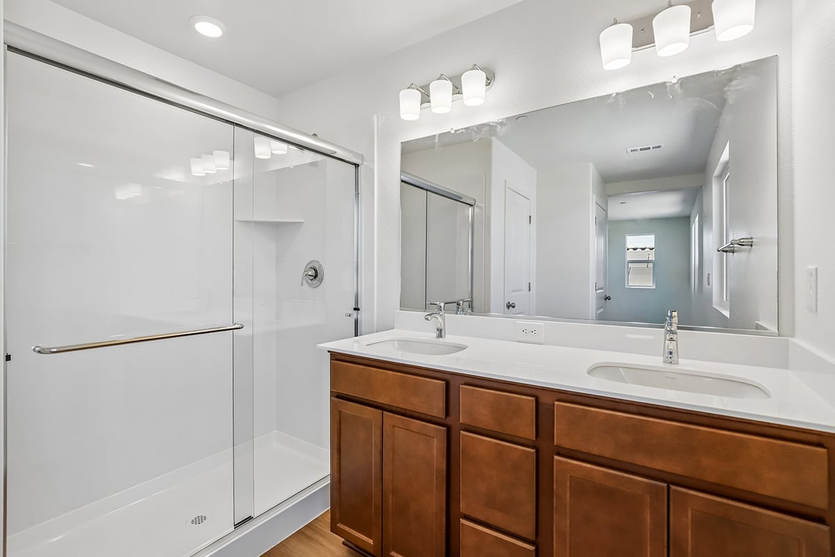 Primary bath