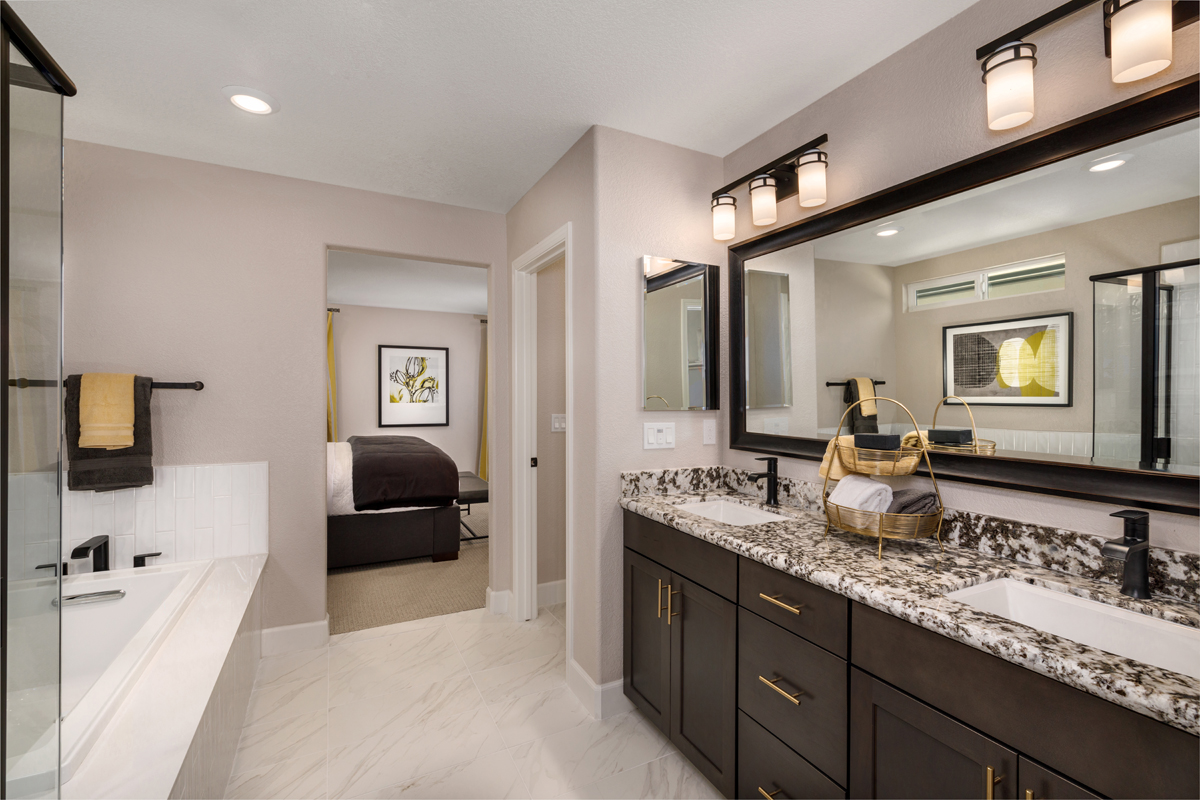 Dual-sink vanity at primary bath