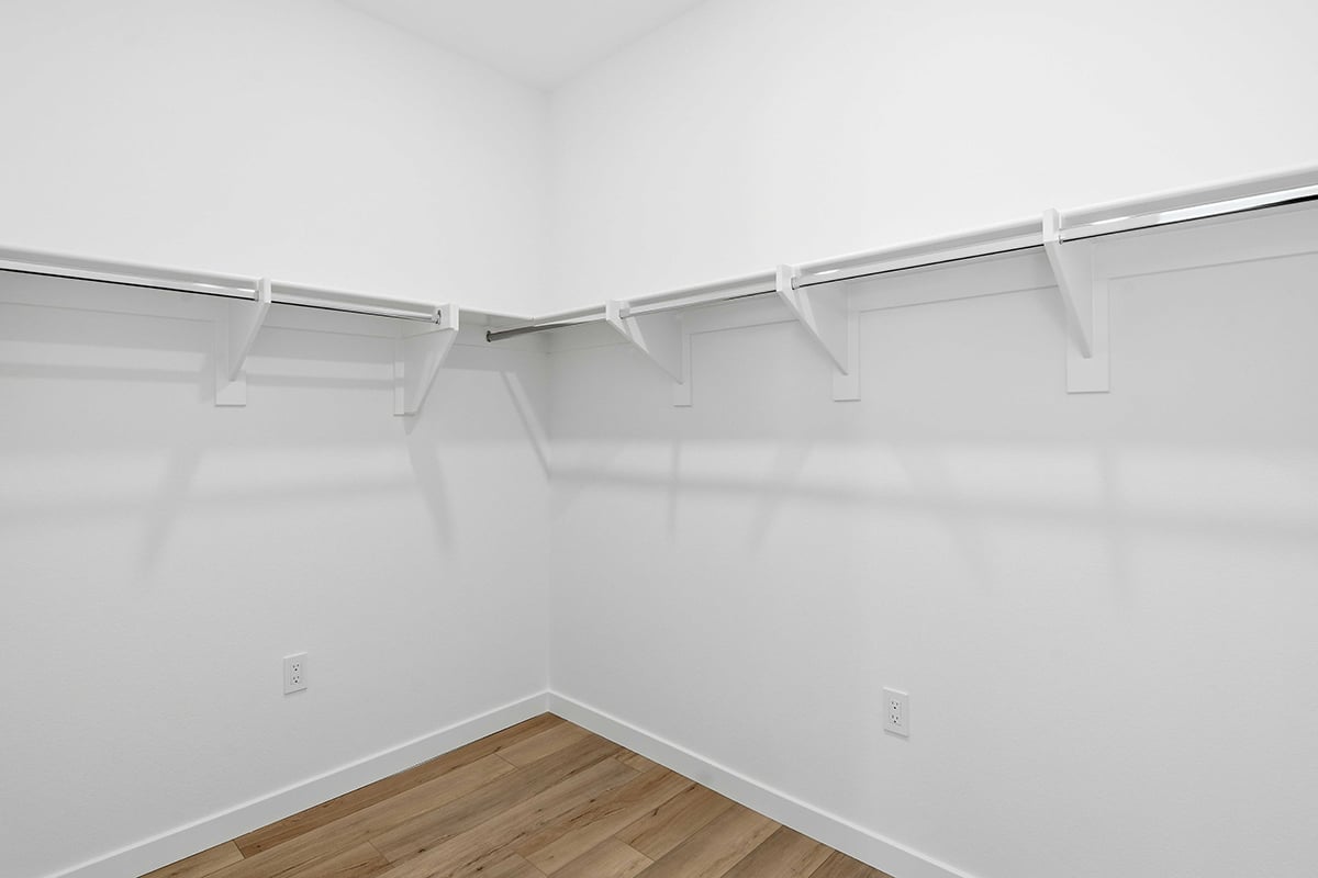 Walk-in closet