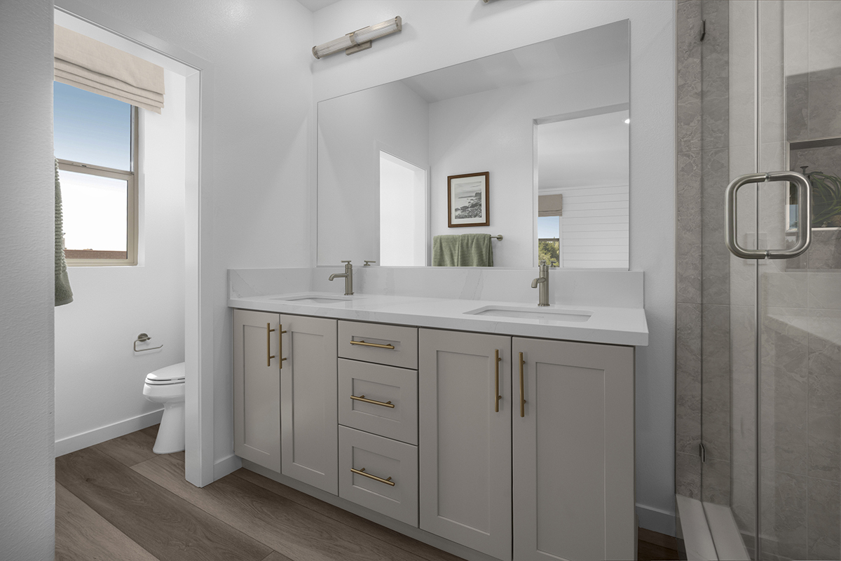 Dual-sink vanity at primary bath