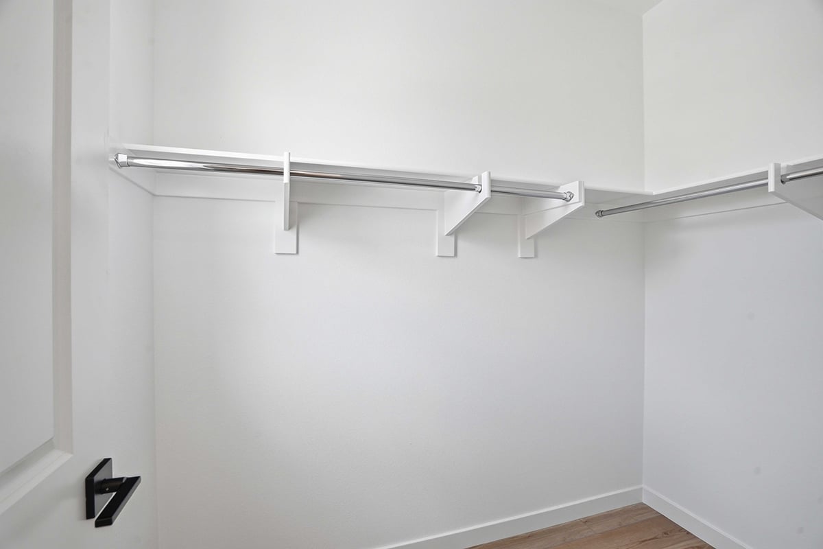 Walk-in closet