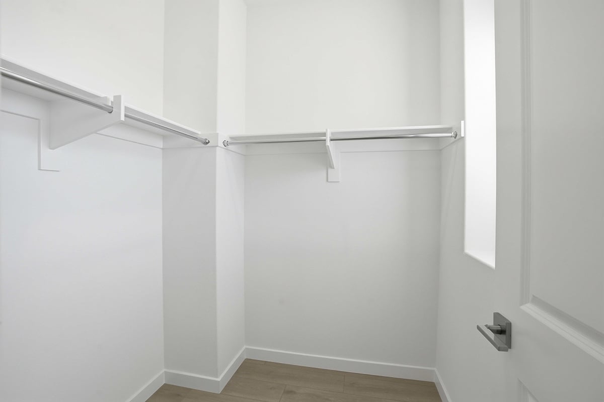 Walk-in closet