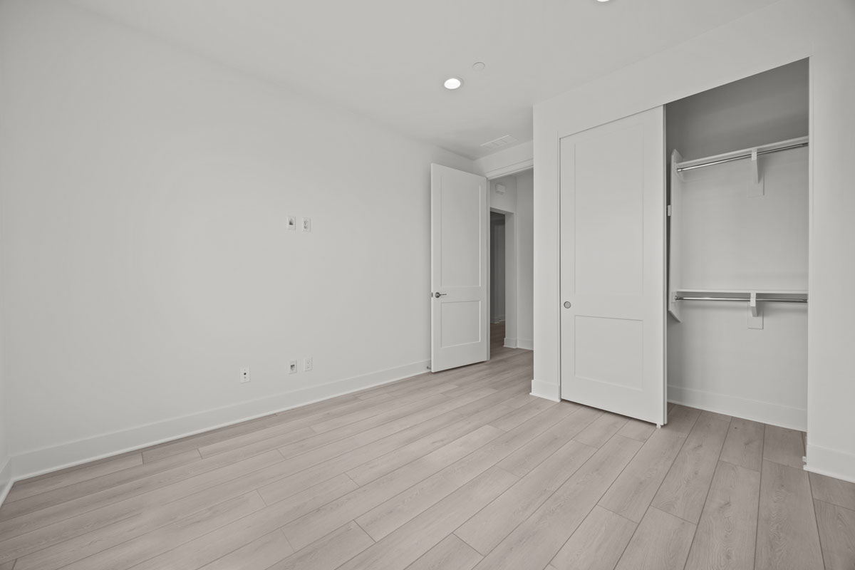 Secondary bedroom