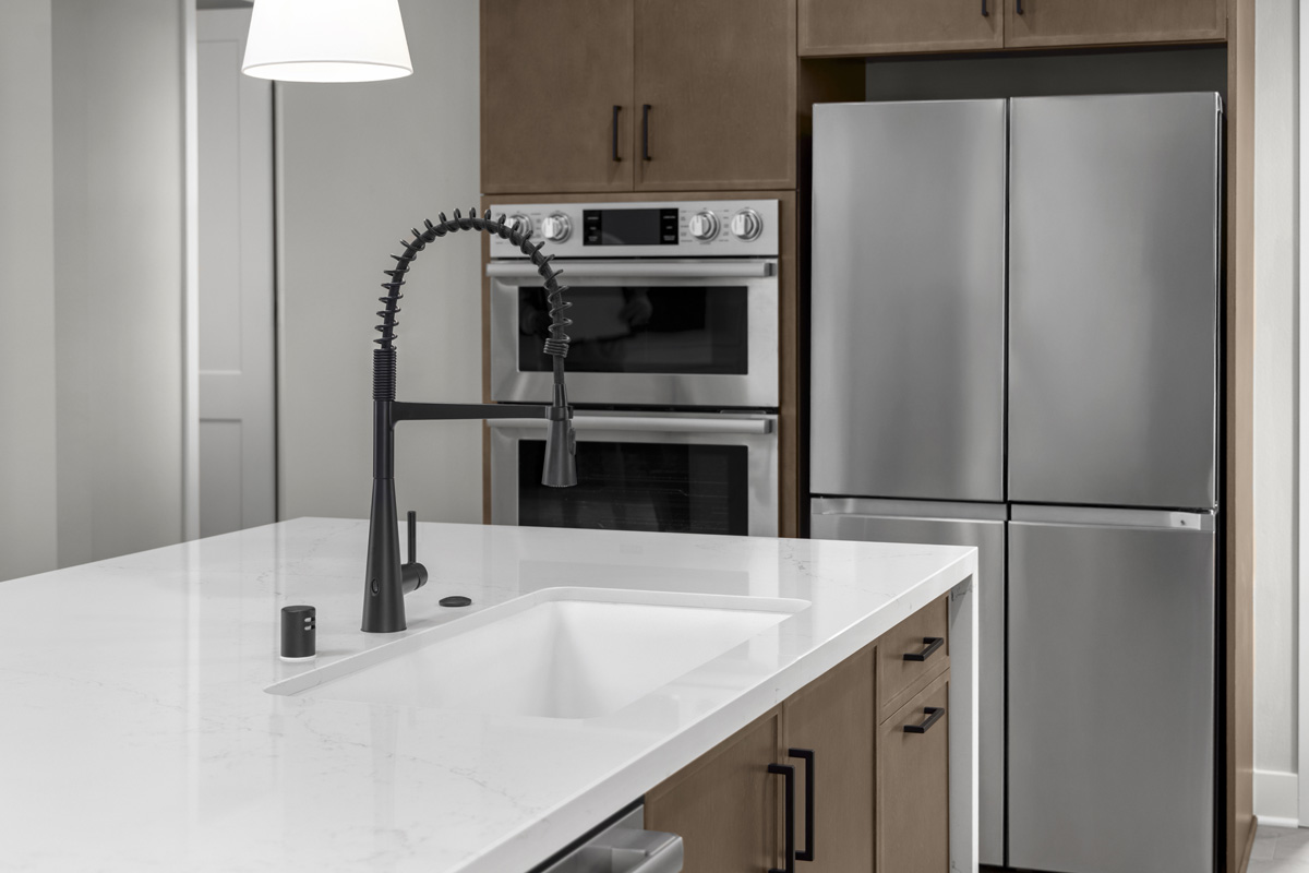 Optional matte white kitchen sink