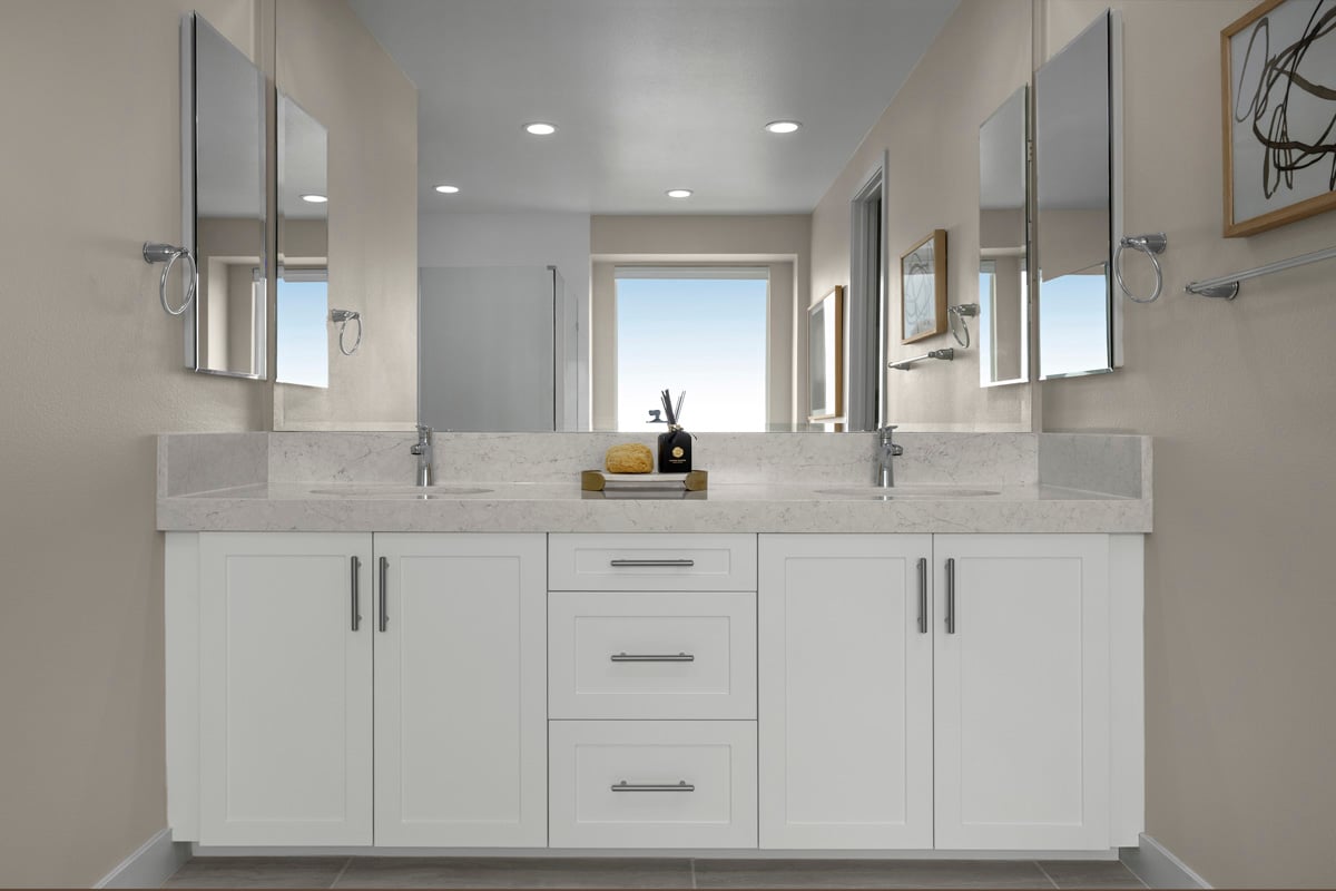 Dual-sink vanity at primary bath