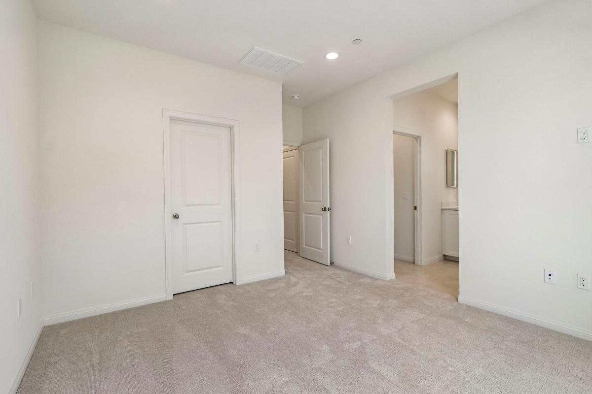 Secondary bedroom