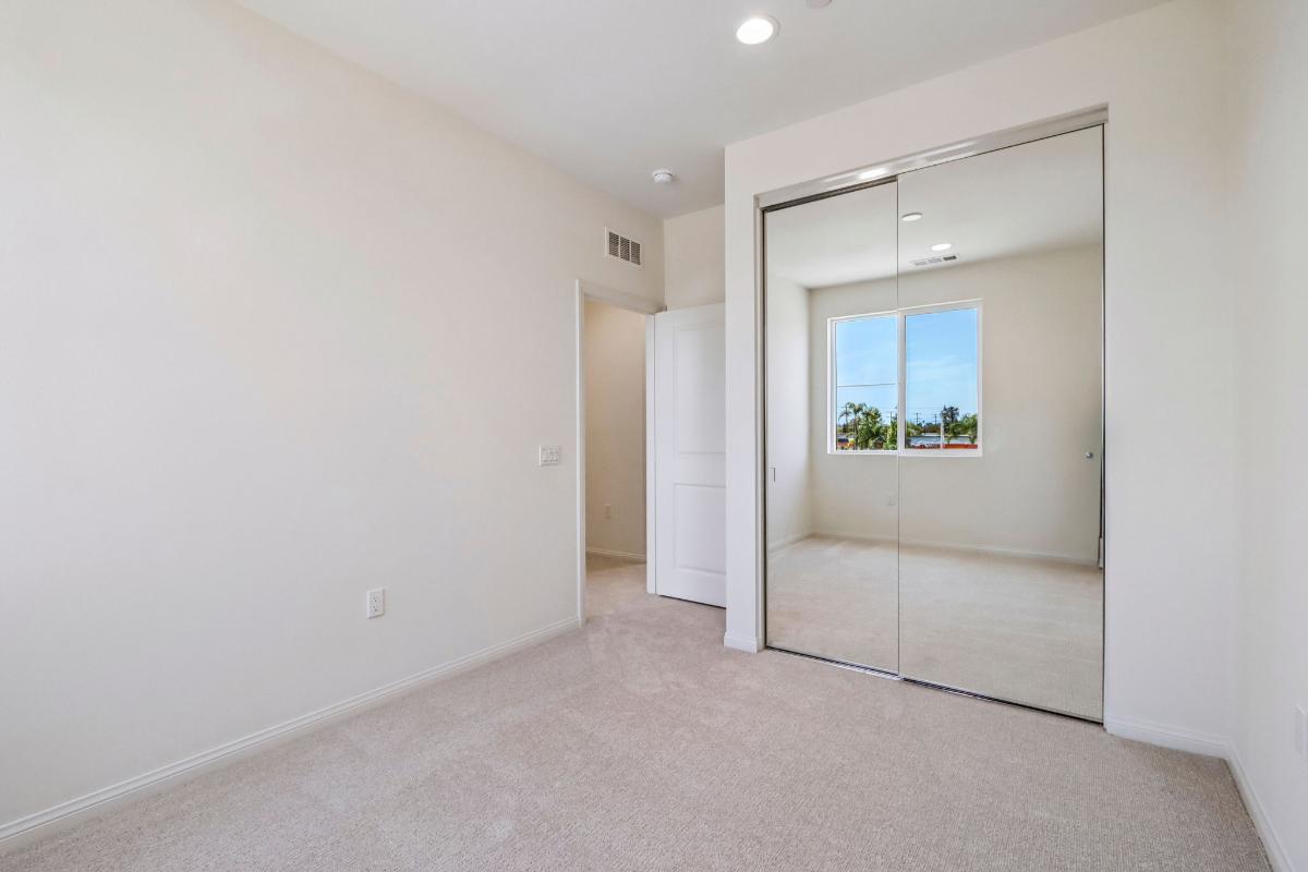 Secondary bedroom