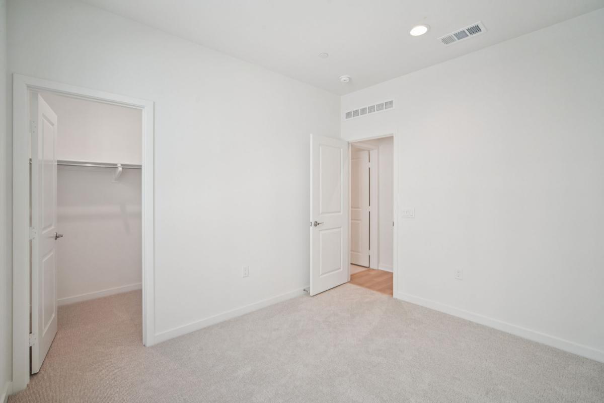 Secondary bedroom
