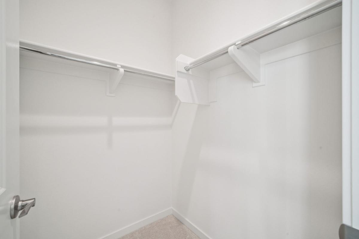 Walk-in closet