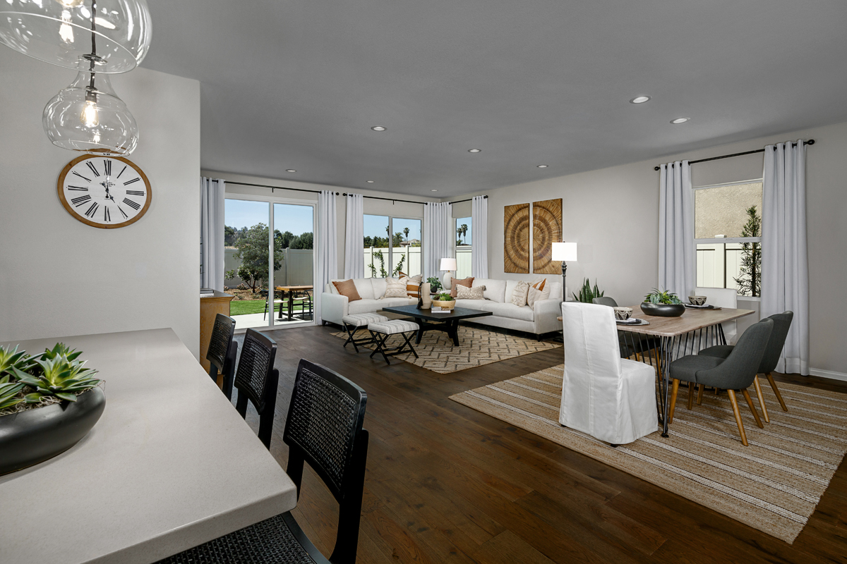 New Homes in Murrieta, CA - Country Roads Plan 1958 Great Room