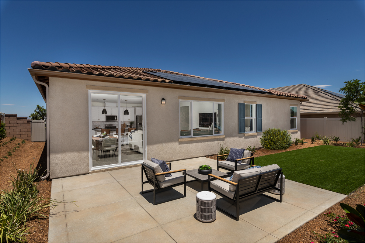 New Homes in Menifee, CA - Durango at Shadow Mountain Plan 2099 Patio