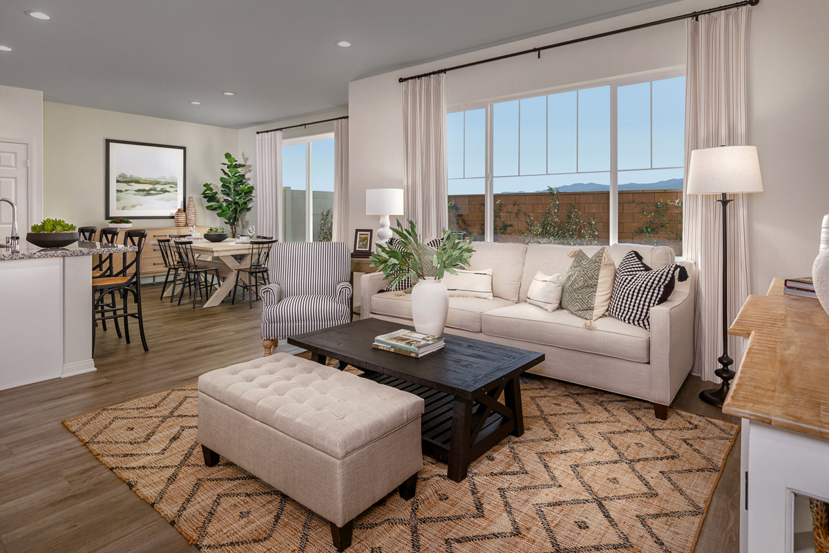 New Homes in Chino, CA - Lily at the Seasons Plan 1701 Great Room
