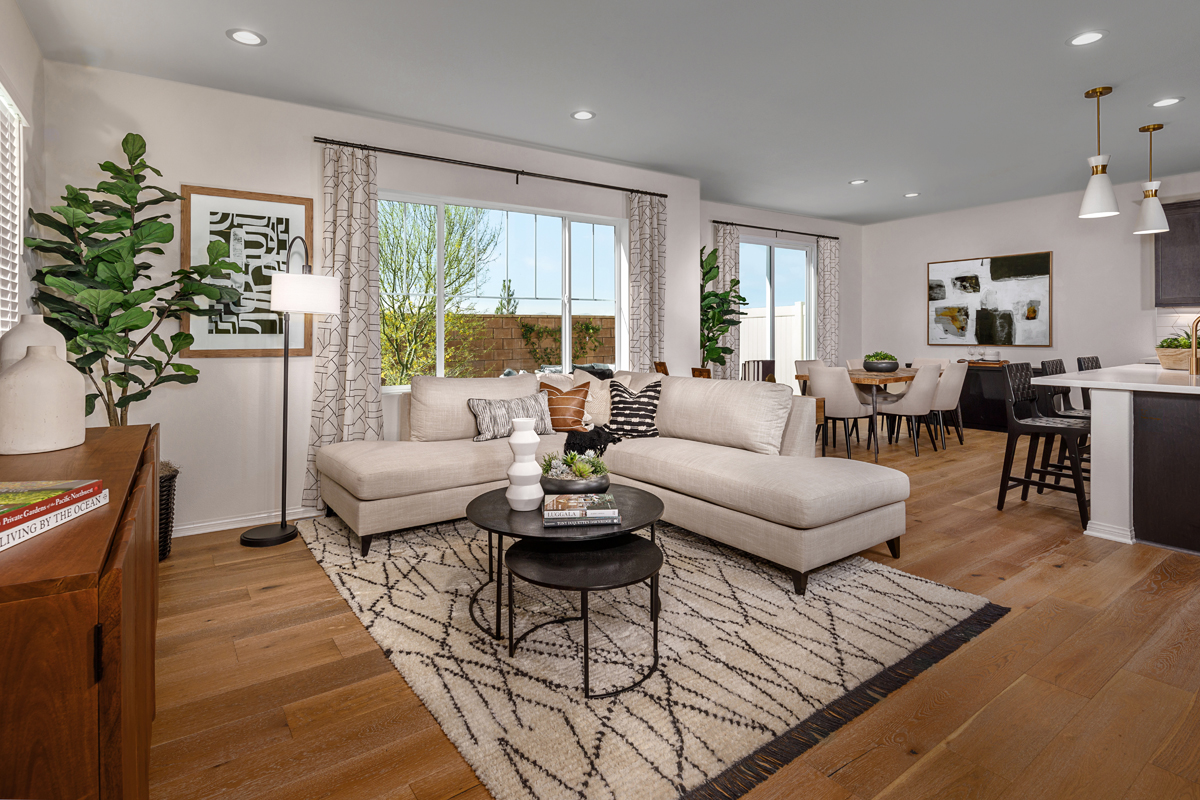 New Homes in Chino, CA - Lily at the Seasons Plan 1840 Great Room