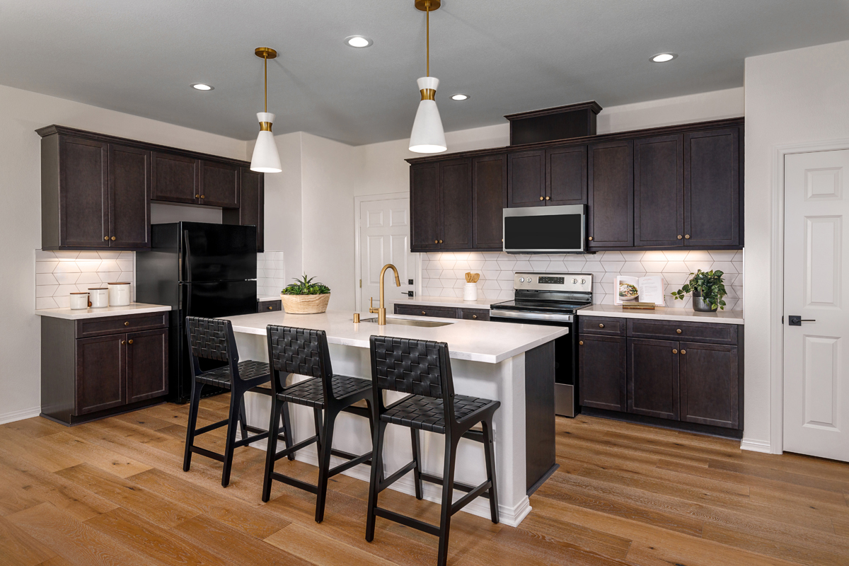 New Homes in Chino, CA - Lily at the Seasons Plan 1840 Kitchen