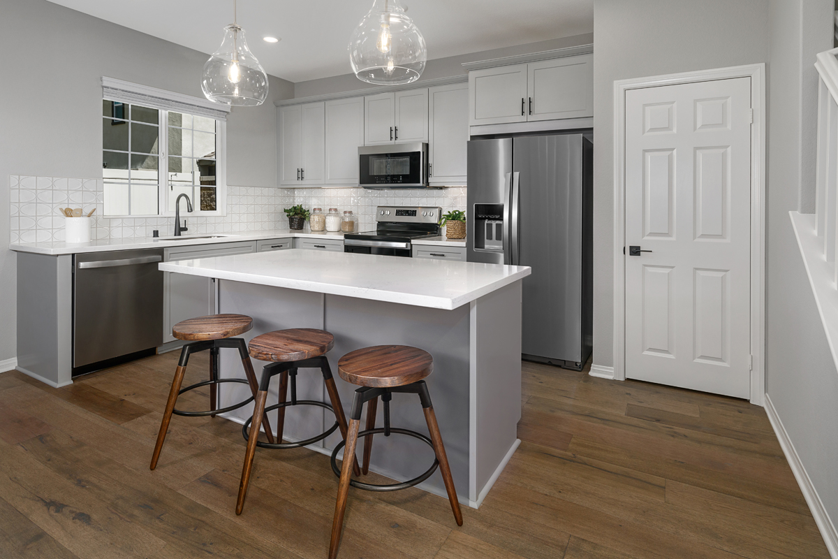 New Homes in Chino, CA - Lotus at the Seasons Plan 2296 Kitchen