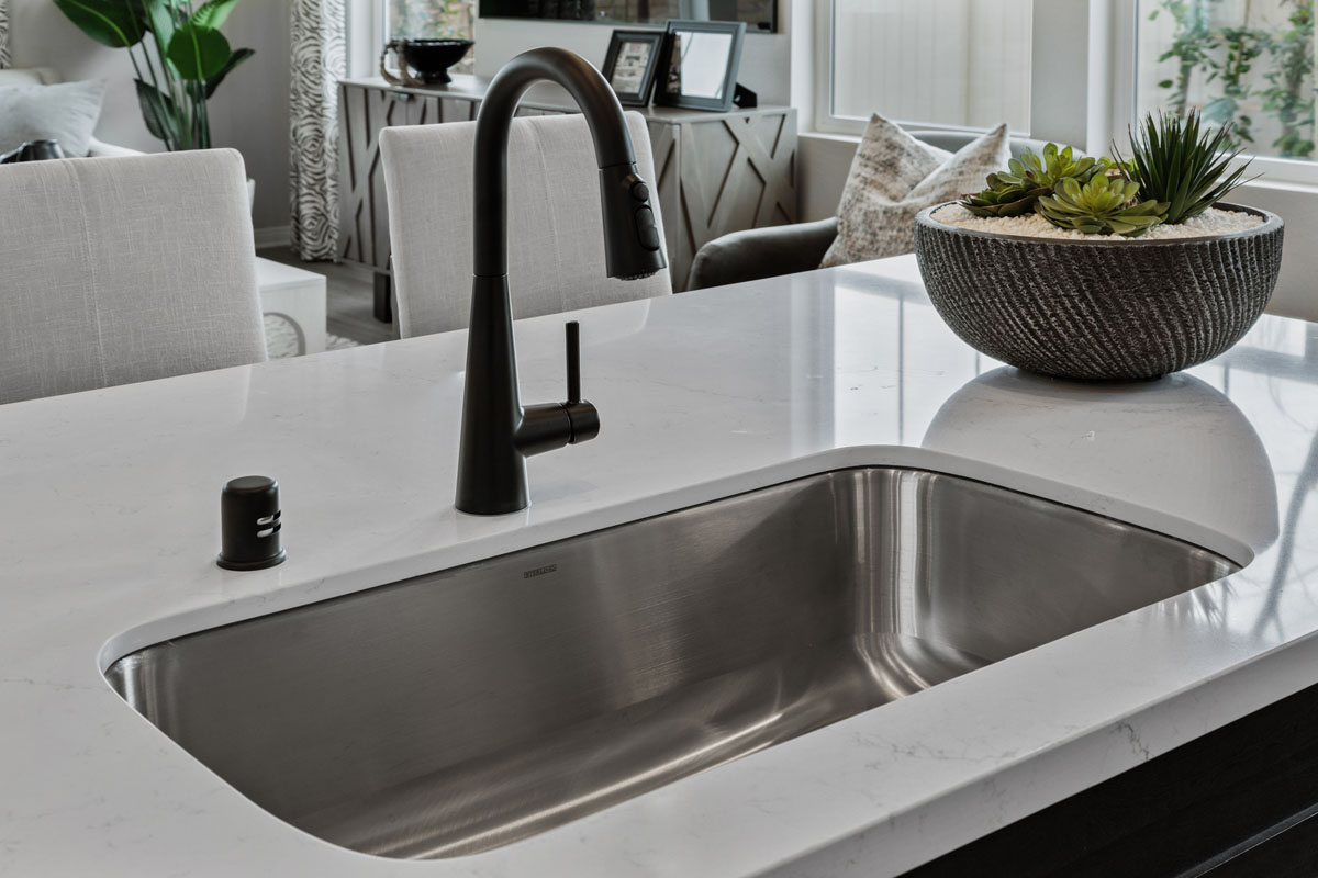 Upgraded single basin kitchen sink