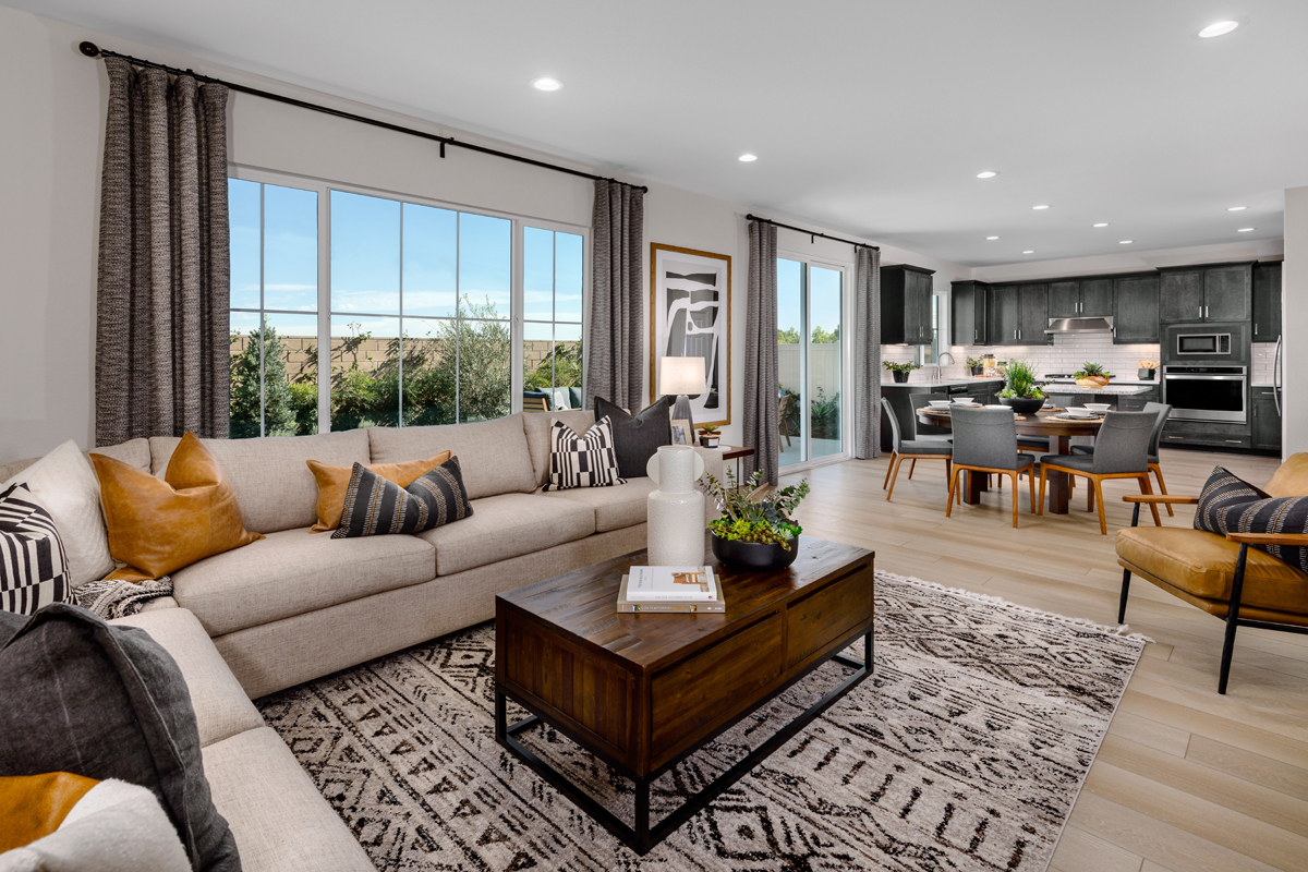 New Homes in Riverside, CA - Avalon at Spring Mountain Ranch 